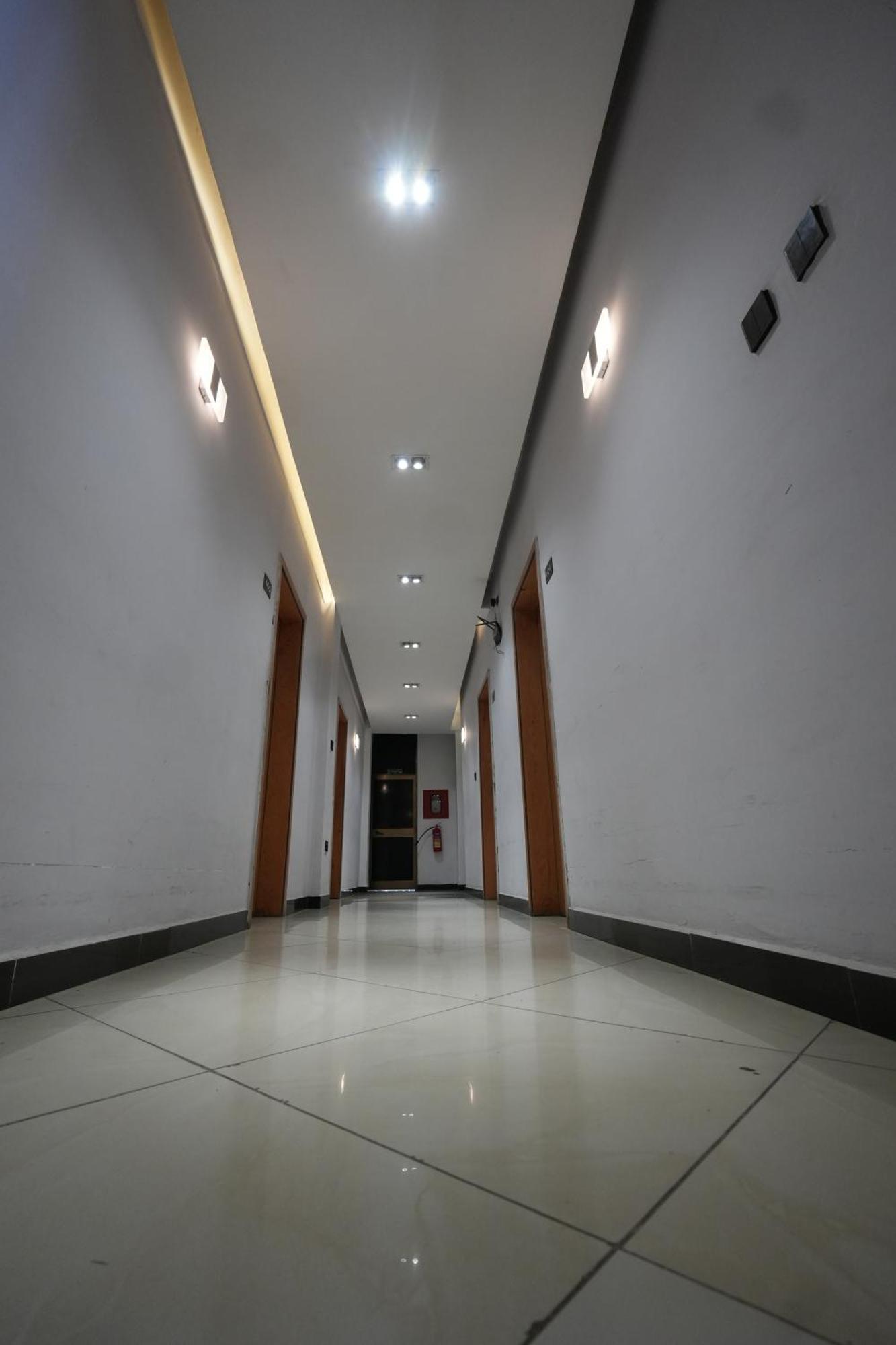 Mazeki Addis Boutique Hotel Экстерьер фото