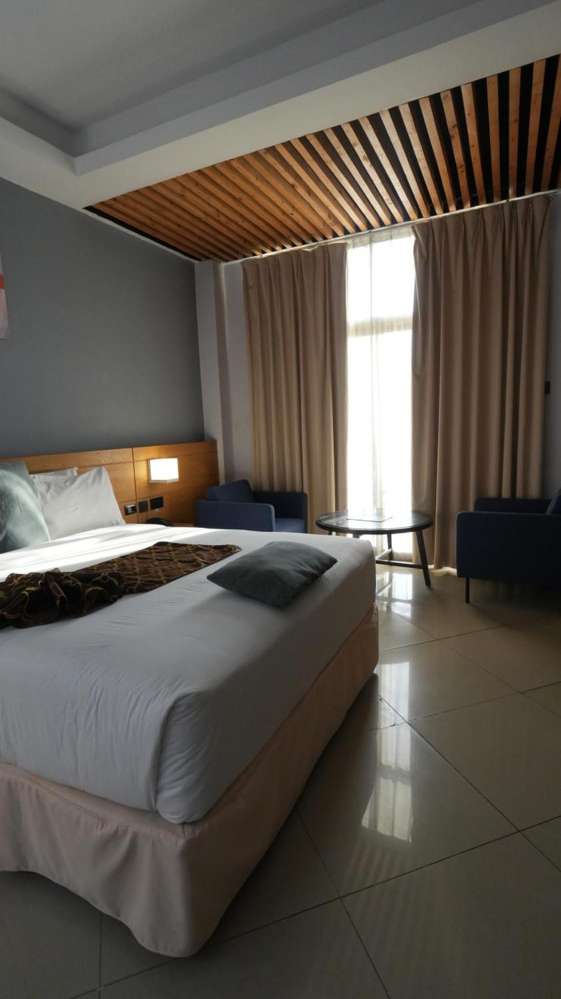 Mazeki Addis Boutique Hotel Экстерьер фото