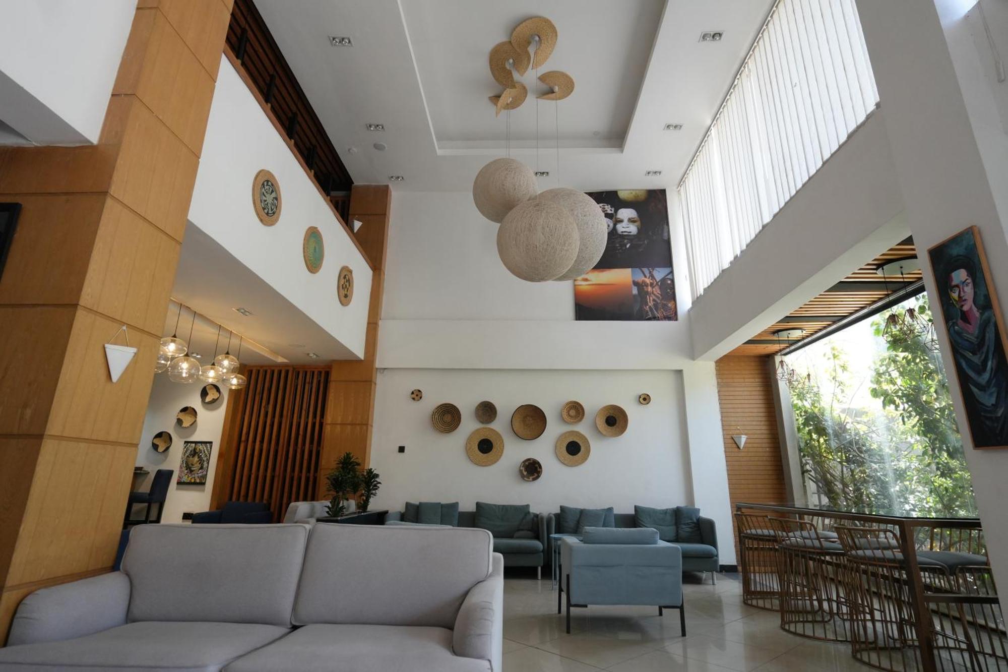 Mazeki Addis Boutique Hotel Экстерьер фото